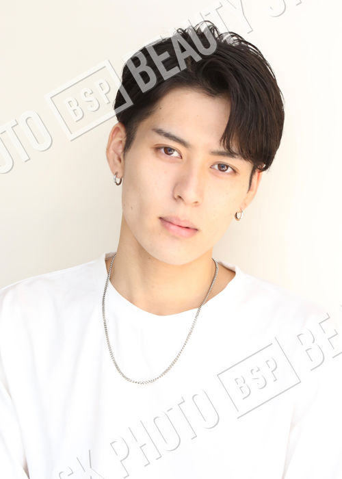 七三アップバングショート-1