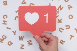 キャッチコピーにはこの単語を入れるべし！